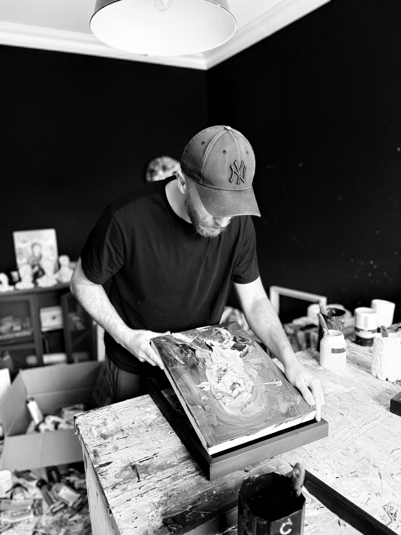 Vladinsky deschide expoziția „Afterimage” la Londra, un nou capitol în ascensiunea internațională a artistului român