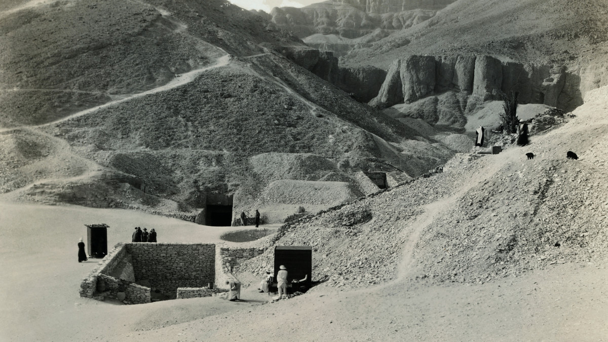 100 de ani de la descoperirea mormântului lui Tutankhamon – faraonul băiat