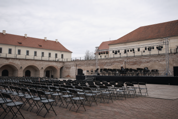 Concertul „Impossible Dream” are loc în curtea Cetății Oradea
