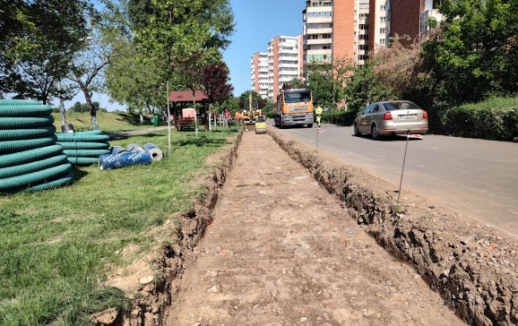 Știri Oradea: Au început lucrările la noua pistă de alergare din zona străzii Sovata Știri Oradea: Au început lucrările la noua pistă de alergare din zona străzii Sovata