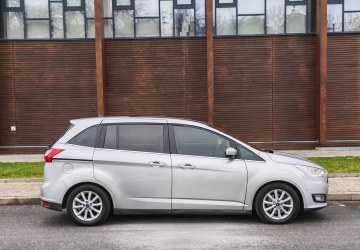 Ford Grand Cmax - 4
