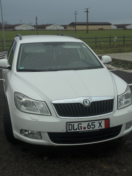 Skoda Octavia 2.0 TDI DSG Premium Edition - 4