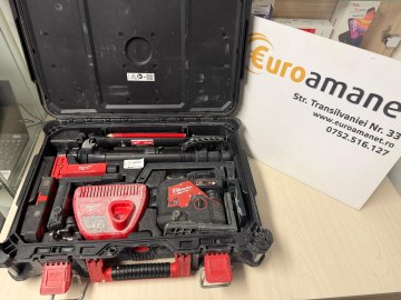 Nivela laser Milwaukee M12 3PL
