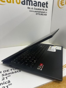 Laptop ASUS VivoBook Go 15 , AMD Ryzen™ 5 7520U - 3