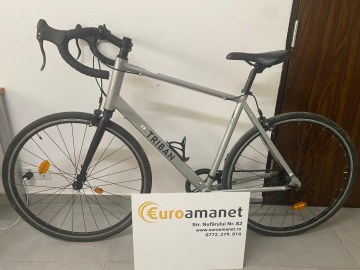 Bicicleta pentru asfalt, Triban RC100, gri, cadru aluminiu, furca otel, 7 viteze