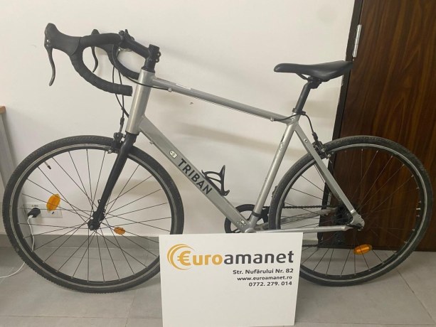 Bicicleta pentru asfalt, Triban RC100, gri, cadru aluminiu, furca otel, 7 viteze