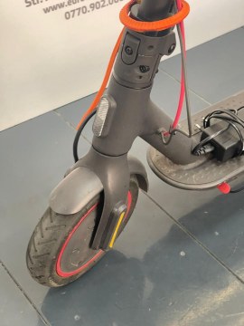 Trotineta electrica Xiaomi Mi Electric Scooter Pro 2, putere motor 300 W - 3