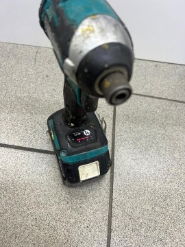 Autofiletanta Makita DTD 154 cu baterie 18v 3ah - 5