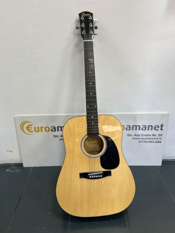 Chitară acustică 