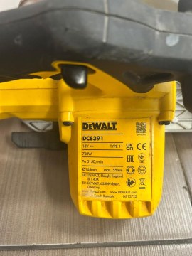 Fierastrau circular DeWALT DCS391 - 3