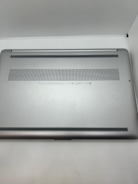Laptop HP 15s-eq1035nq Ryzen 7 4700U, 15.6", Full HD, 16GB, 512GB SSD - 5