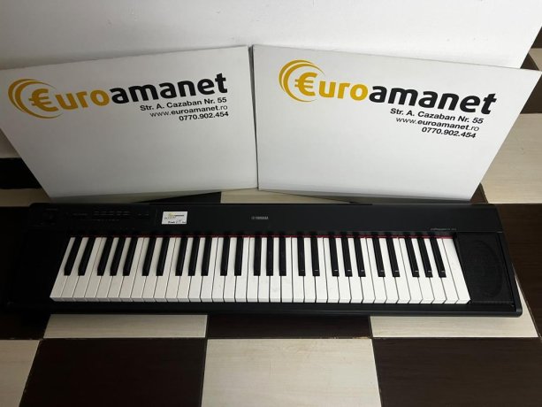 Pian Digital Portabil Yamaha NP-12