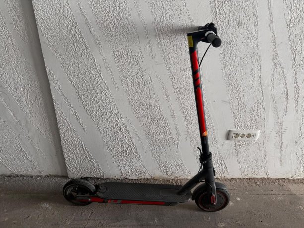 Trotineta electrica Xiaomi Mi Electric Scooter Pro 2, putere motor 300 W, autonomie max. 45 Km, viteza maxima 25 Km/h