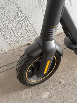 Trotineta electrica Segway-Ninebot Max G2, viteza maxima 20 km/h, autonomie 70 km - 2