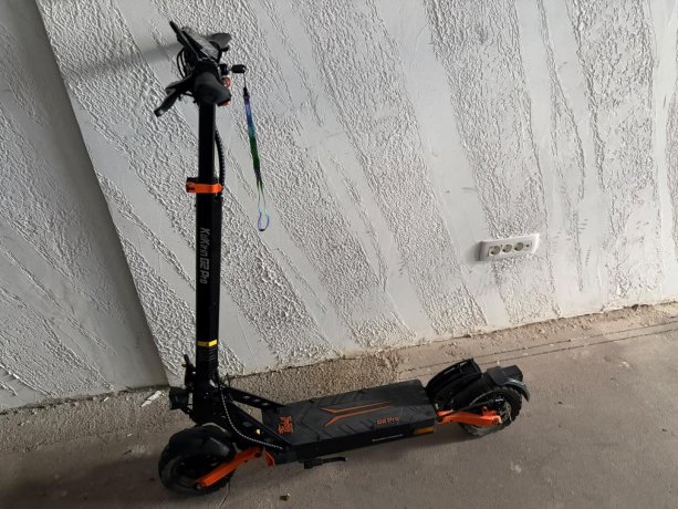 Trotineta electrica KuKirin G2 Pro, pliabil, putere motor 600 W, autonomie max. 55 Km, viteza maxima 45 Km/h, Negru