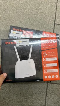 Router wireless Tenda - 5