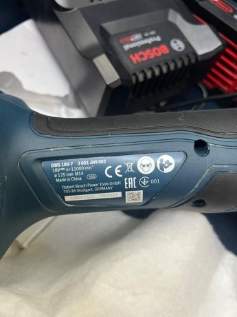 Flex Bosch GWS 18v-7 2 baterii + inc + cutie
