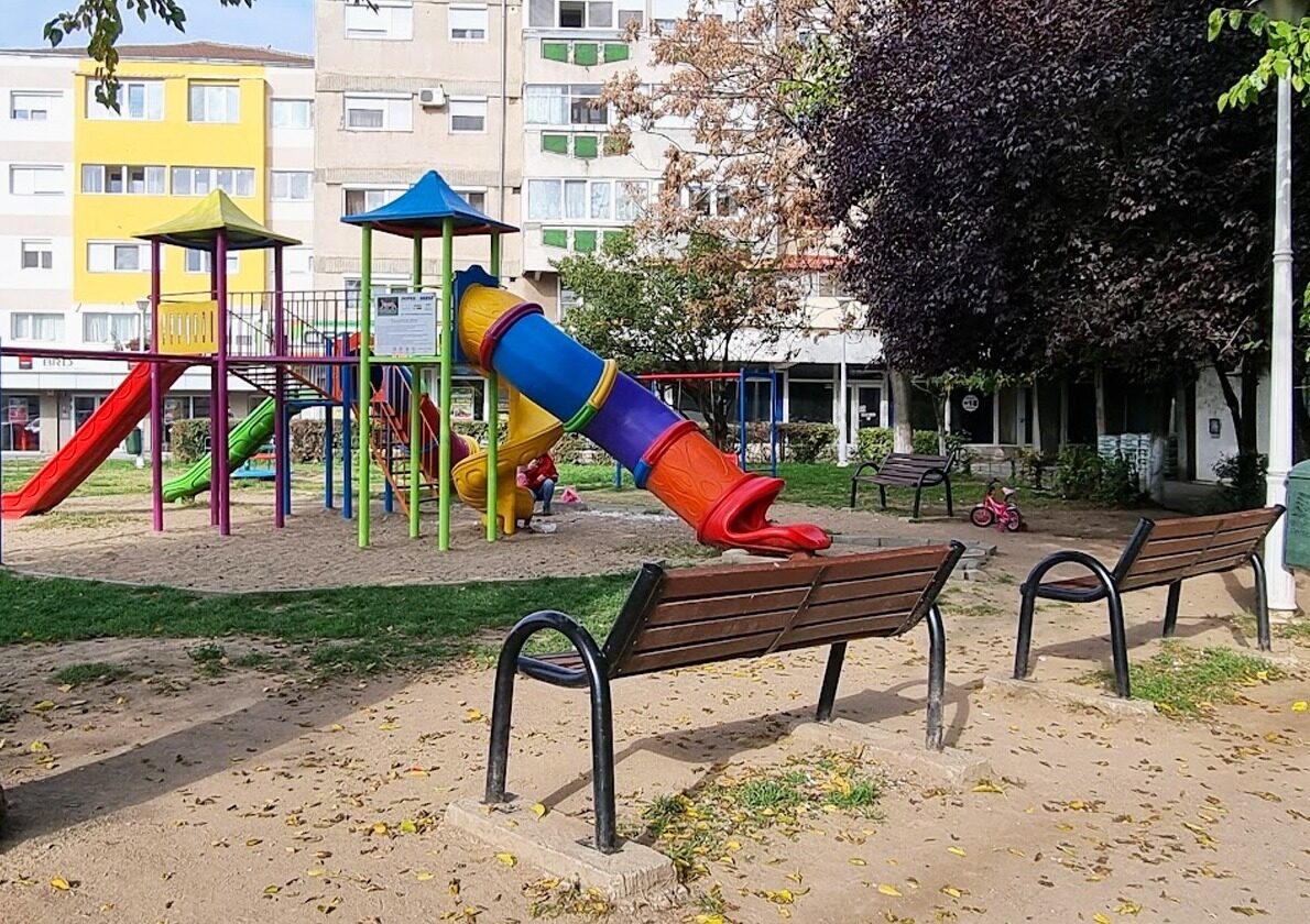 Primăria Oradea simplifică procedura pentru amplasarea mobilierului urban în cvartale de locuit